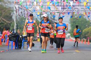 BIB: 150, 48120
                            <button type="button" onclick="openModal(9904797)" class="btn btn-primary btn-sm float-right btn-popup" data-toggle="modal" data-target=".modal-high-quality">
                        <i class="fas fa-shopping-cart"></i> Add to Cart
                    </button>
                                            <button type="button" onclick="isThisMe(9904797, true)" class="btn btn-success btn-sm float-right btn-popup btn-isme hidden" data-toggle="tooltip" data-placement="bottom" title="นี่คือรูปของคุณใช่ไหม คลิกที่นี่เพื่อเอาเข้าอัลบั้ม">
                        <i class="fas fa-plus"></i> Add to album
                    </button>
                    <button type="button" onclick="isThisMe(9904797, false)" class="btn btn-warning btn-sm float-right btn-popup btn-isnotme hidden">
                        <i class="fas fa-ban"></i> Remove from album
                    </button>